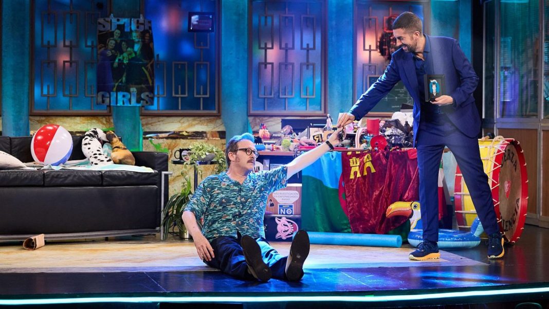 Broncano reconoció la rivalidad sin perder el humor