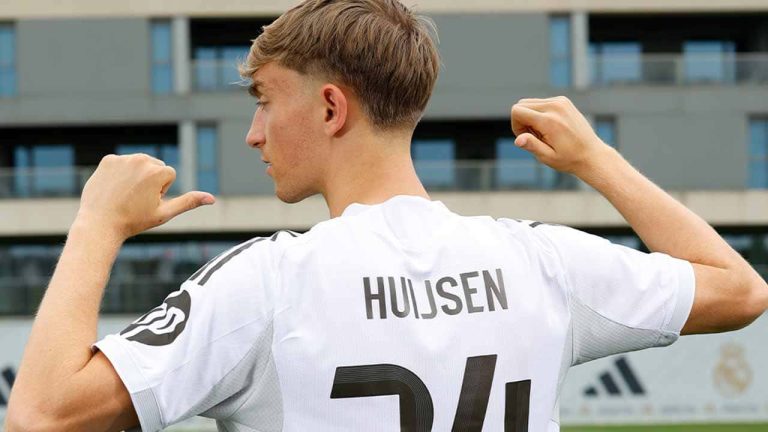 Dean Huijsen recibe tirón de orejas de Xabi Alonso tras su error imperdonable