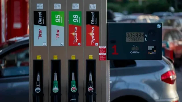 Dos Provincias Andaluzas Copan Las Gasolineras Más Baratas De España Para Repostar En Verano