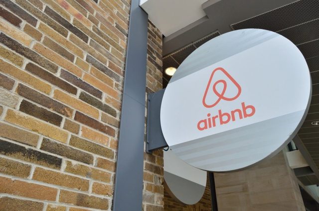 El Nuevo Registro De Pisos Turísticos De Airbnb O Booking Arranca Con Confusión, Burocracia Y Quejas