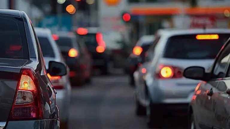 Europa va ahora a por los coches usados con una fórmula para eliminarlos del mercado
