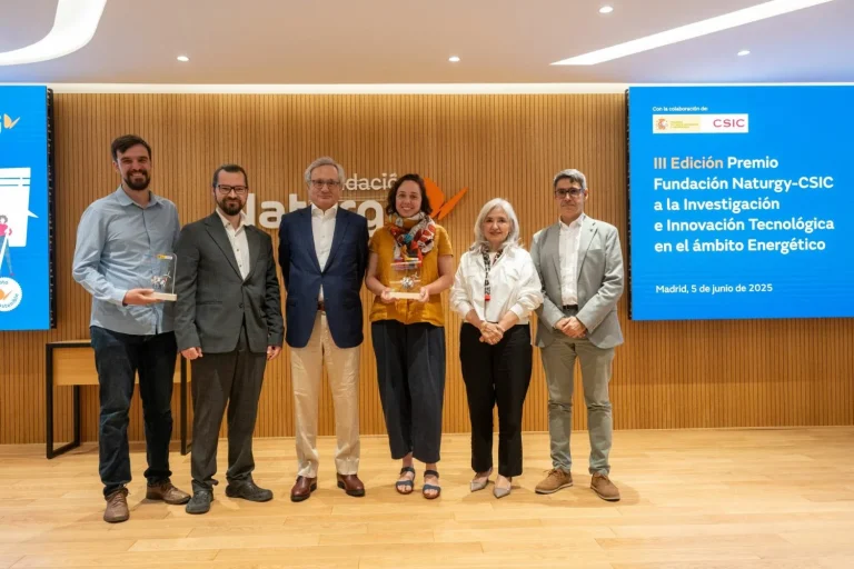 Un innovador proyecto de tecnología fotovoltaica, premiado con 100.000 euros por la Fundación Naturgy-CSIC
