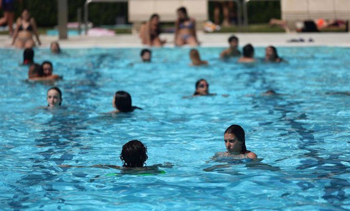 Madrid Convierte Sus Piscinas En El Epicentro Del Verano Urbano Con Récord De Aperturas, Bizum Y Talleres De Rcp 3 Horarios Flexibles Y Precios Asequibles Para Todos Los Públicos