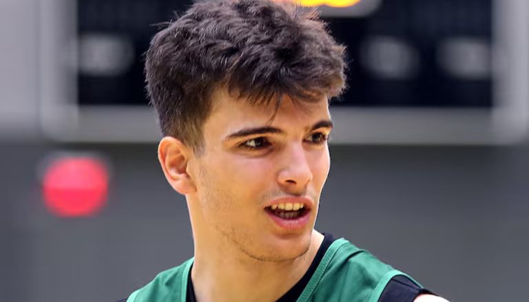 Hugo González se come con patatas al hijo de LeBron James