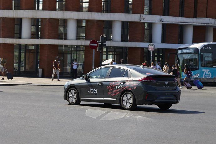 Uber Prepara Una Flota 20.000 Coches Sin Conductor En Plena Lucha Con Los Taxistas 3 Impacto Laboral Y Desafío Regulatorio: Preguntas Abiertas Ante La Nueva Apuesta De Uber