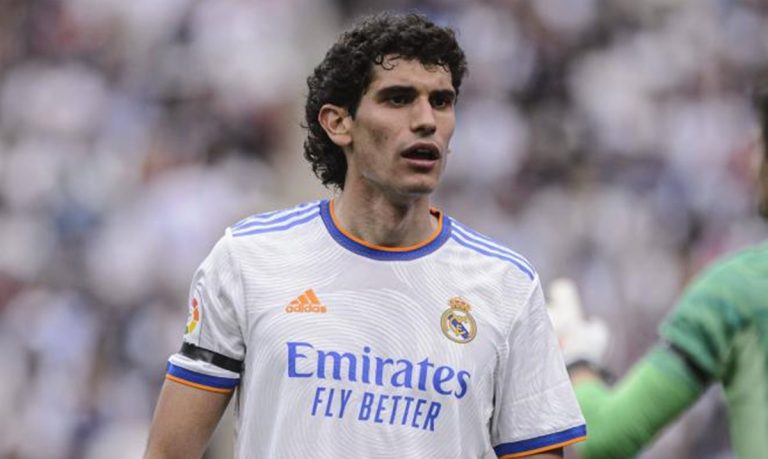 Jesús Vallejo puede jugar en LaLiga Hypermotion… en rival directo del Zaragoza