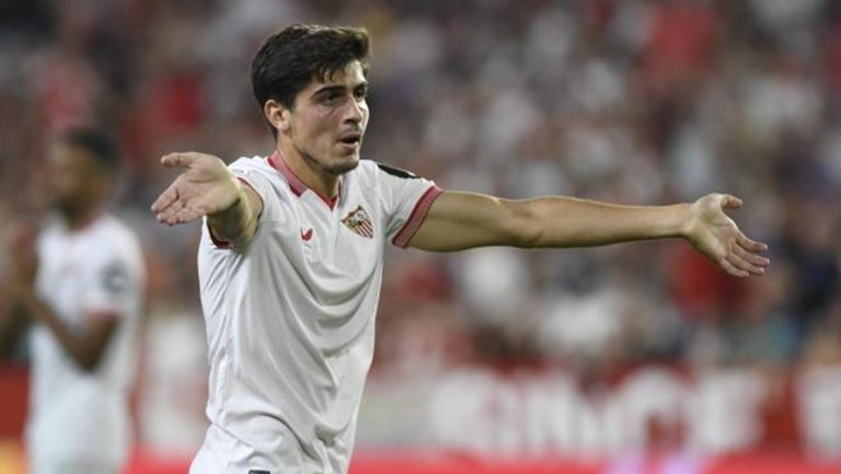 Juanlu y el Sevilla FC responden al último ofertón del Nápoles