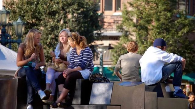 La Brecha Salarial Sigue En Aumento Y Los Jóvenes Españoles Ganan Un 20% Menos Que Sus Padres A Los 30