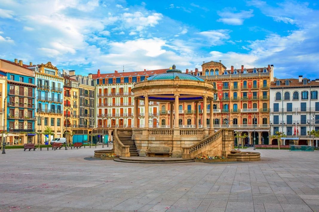 Las ciudades más infieles de España, según Ashley Madison