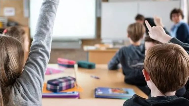 Los colegios buscan profesores con urgencia: se puede trabajar sin necesidad de opositar