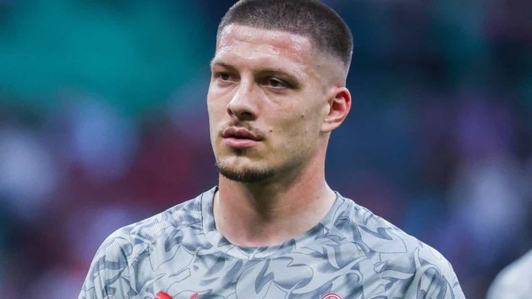 Luka Jovic y 4 fichajes más para el Real Oviedo