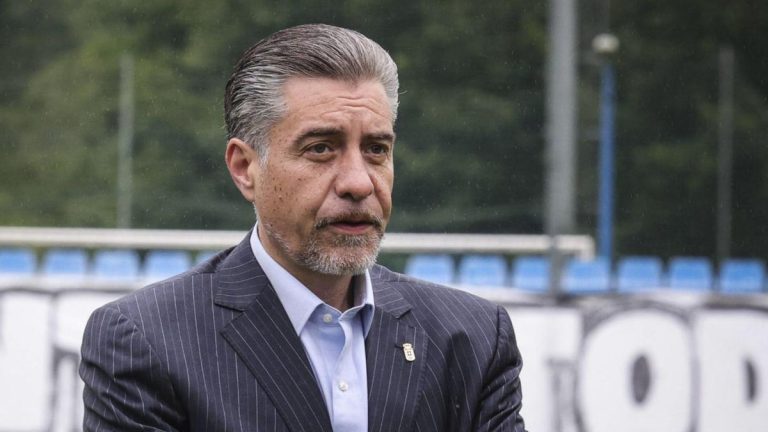 Martín Peláez explica el plan de fichajes del Oviedo y toma decisión drástica: se va