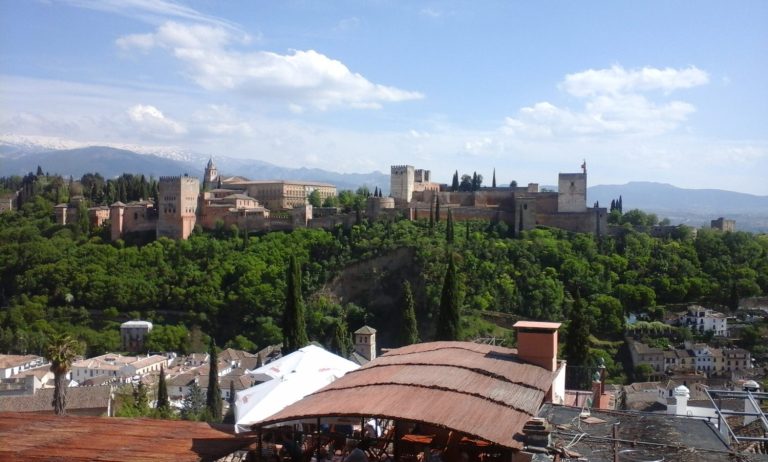 Conoce el mirador que ofrece la mejor vista de la Alhambra: un lugar que pocos conocen