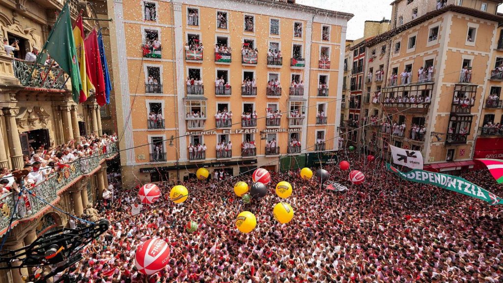 Quién Era San Fermín, Por Qué Se Celebra En Julio Y Qué Hay Detrás De Esta Tradición