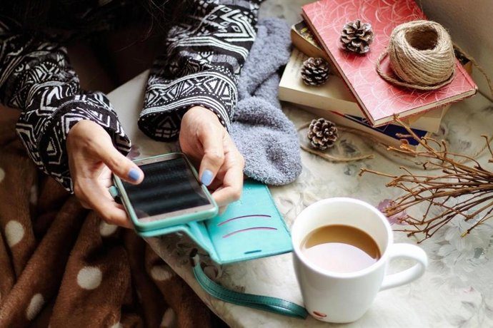 Una Investigación Destapa Las Apps Para La Menstruación Que Venden Tus Datos A Facebook 3 Riesgos Y Consecuencias Legales Del Uso Masivo De Apps Menstruales En La Era Digital