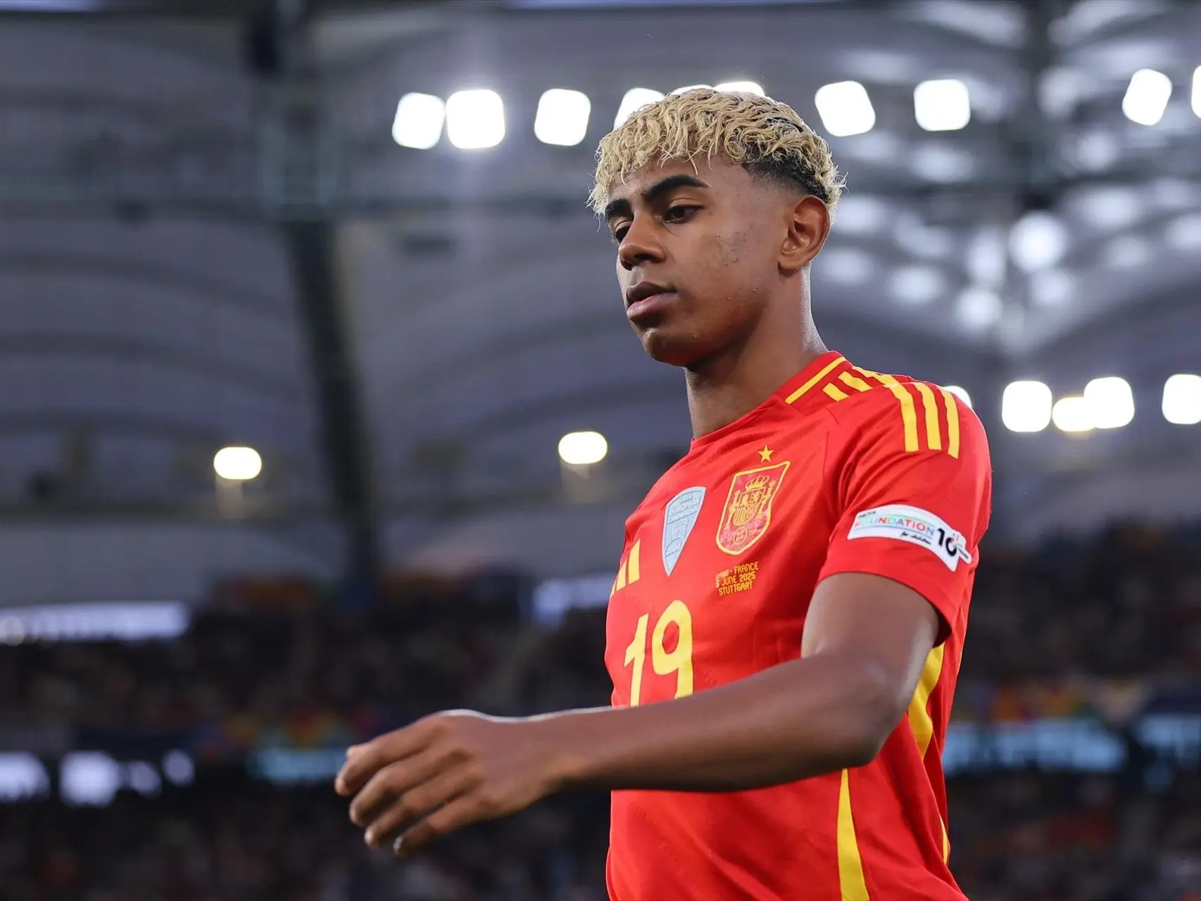 Un cantante sorprende a Lamine Yamal con un regalo de casi medio millón de euros antes de su cumpleaños