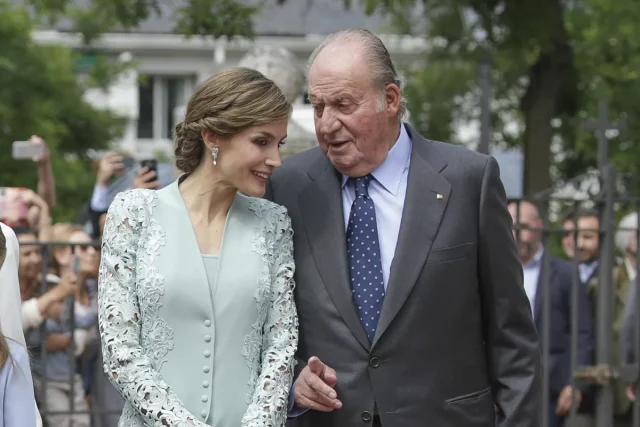 Un Medio Noruego Advierte Que Juan Carlos I Habría Orquestado Una Campaña Internacional Para Desacreditar A Letizia