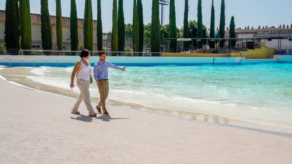 La Ilegalidad De Las Piscinas Municipales Que Cobran Más A No Empadronados: Torrejón De Ardoz Infla Hasta Un 233 % Sus Precios 2 Una De Las Piscinas Municipales De Torrejón De Ardoz (Madrid)