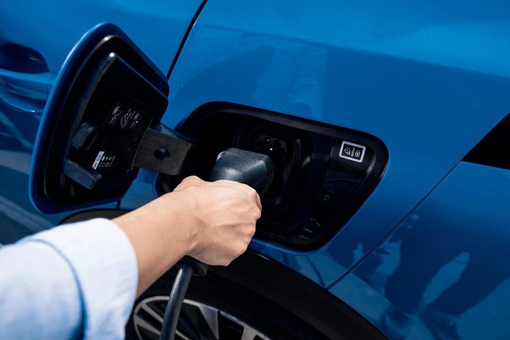 El Coche Eléctrico Se Queda Atrás En España Con Cargadores Fuera De Servicio Y Una Red Insuficiente 2 Una Red Que Crece, Pero Se Estanca