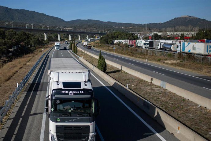 Una Solución A La Alarmante Falta De Conductores Profesionales