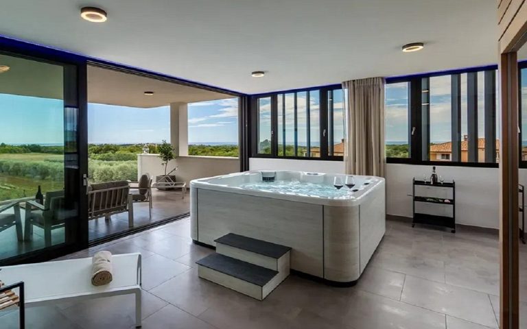 Bienestar en casa: descubre los beneficios de un spa interior para tu salud