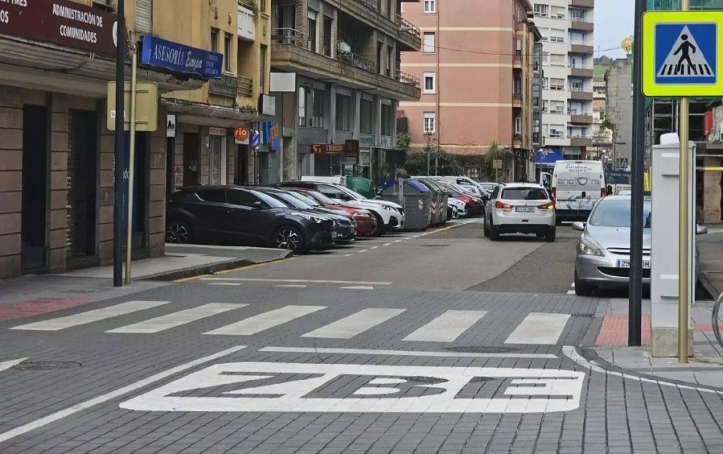 El Veto De Las Zbe De La Dgt Golpea A Un Sector De Conductores Muy Amplio Este 2025 4 Zonas De Bajas Emisiones En España