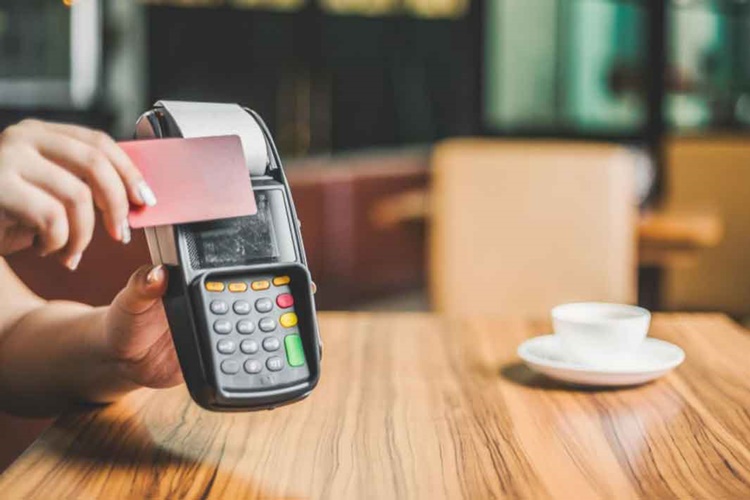 La Manera Más Fácil De Evitar Cobros Por Servicios Extra En Hoteles, Vuelos O Restaurantes Este Verano 1 Cobros Extra Ilegales Servicios Verano