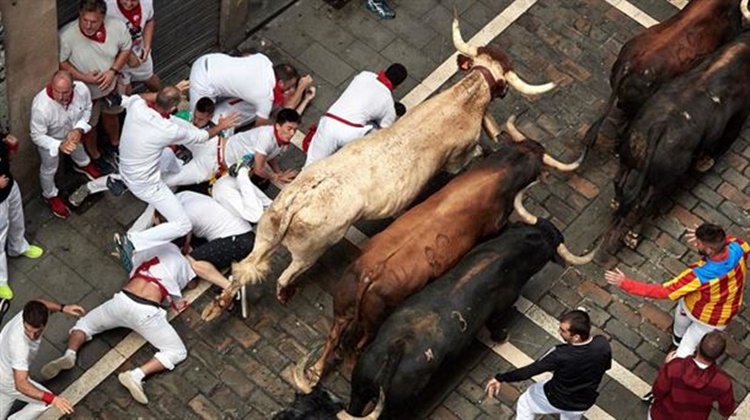 Los 'Tiktokers' Ponen En Peligro La Vida De Los Corredores En San Fermín 1 Encierros San Fermín 2025 Peligro