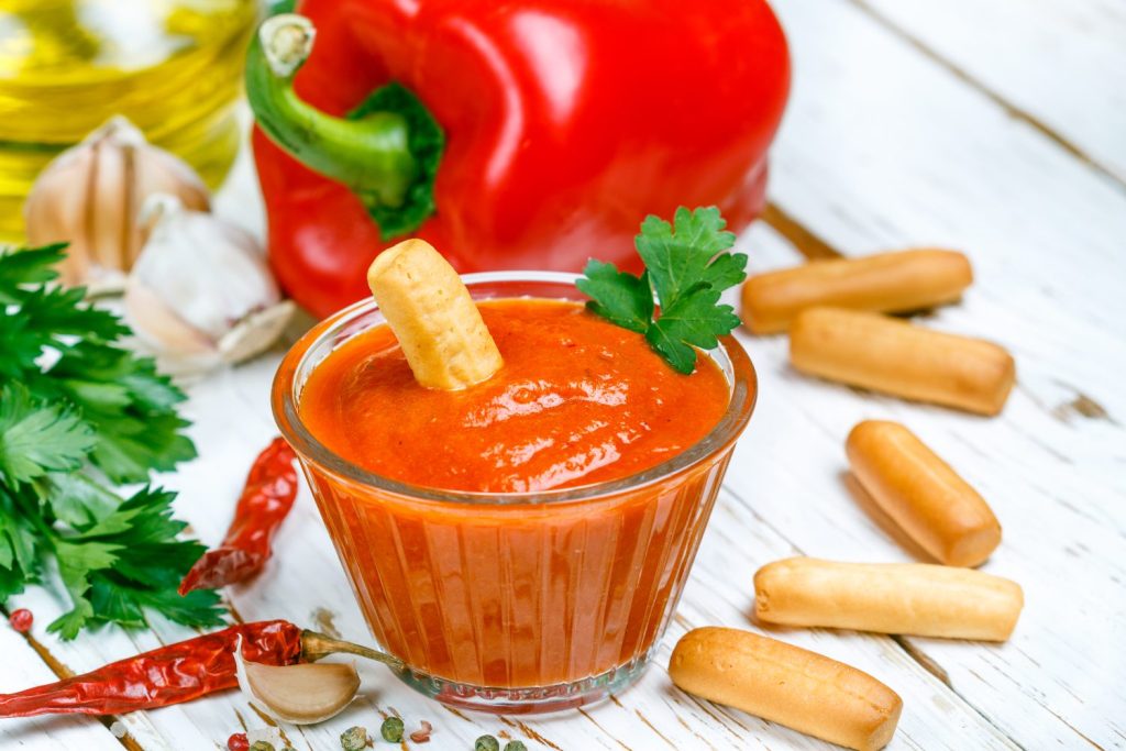 Servir Y Disfrutar: La Puesta En Escena De Un Plato Emblemático