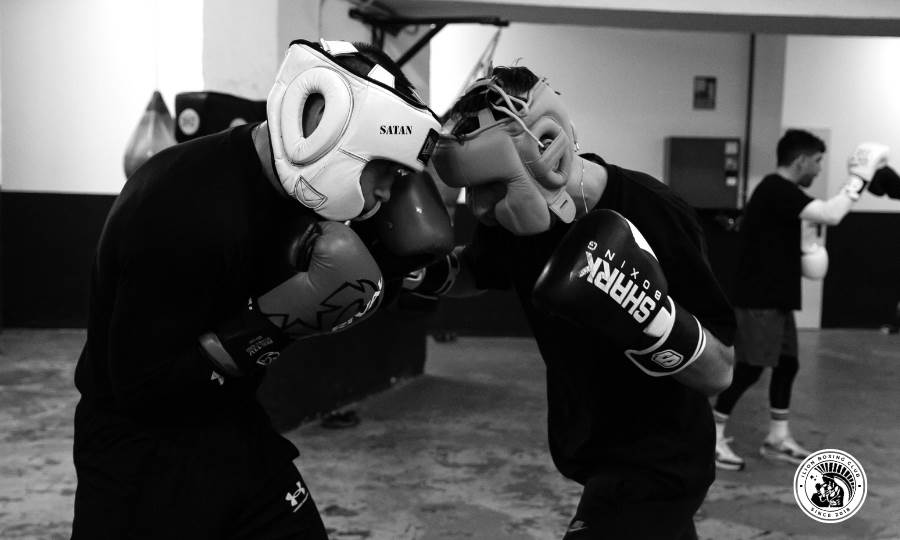 Ilion Boxing Club: Clases De Boxeo En Barcelona Para Todos Los Niveles 1 Image 1