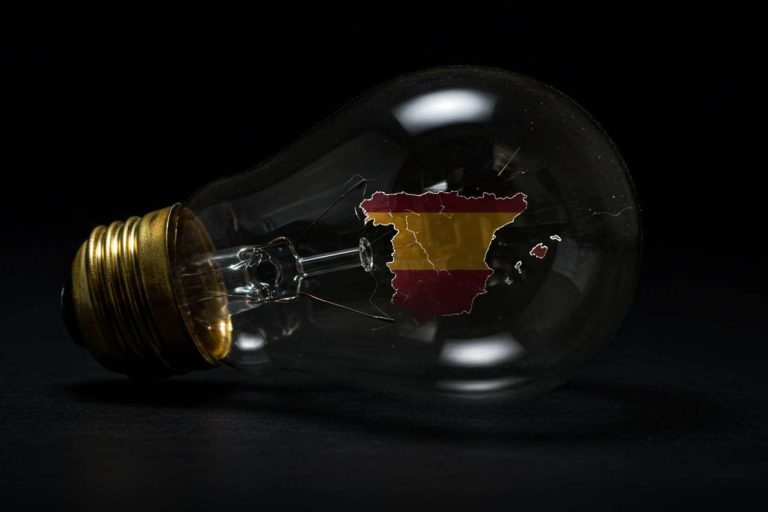 Apagón eléctrico y ciberseguridad; lecciones del gran corte de abril de 2025