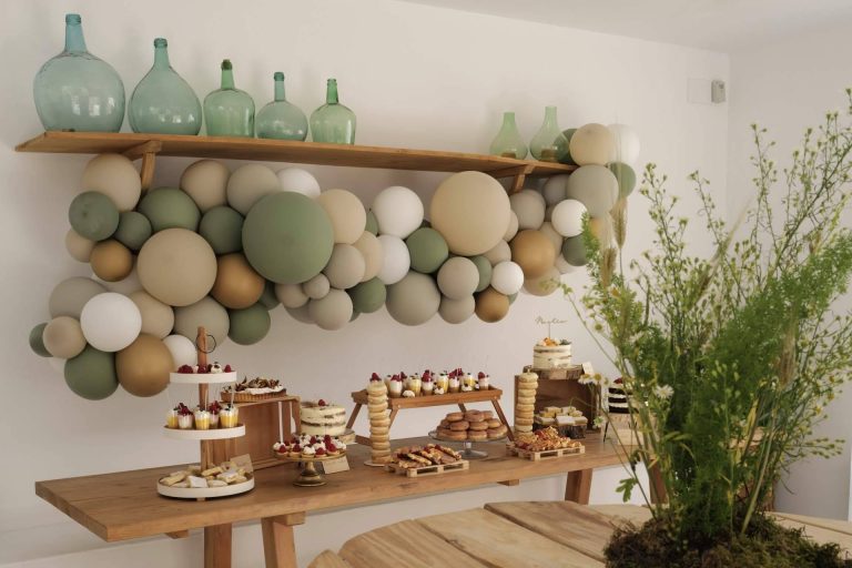 Cómo crear una mesa dulce espectacular con globos; Ideas y tips de decoración