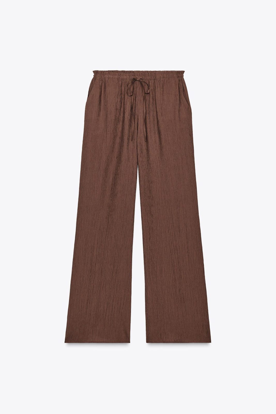 Pantalón de Zara en tendencia