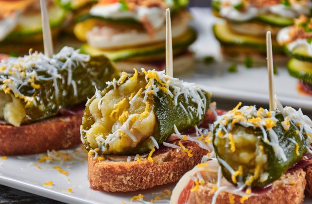 Lo Que Te Sirven Como ‘Pintxos’ En El Centro De San Sebastián: El Chef Vasco Que Denuncia Una Trampa Para Turistas