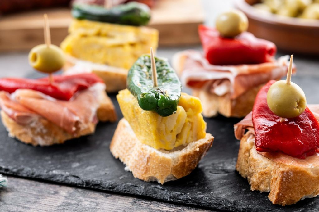 La Próxima Vez Que Vayas De Pintxos Por San Sebastián, Recuerda Que No Se Trata Solo De Comer, Sino De Entender Una Forma De Vida.