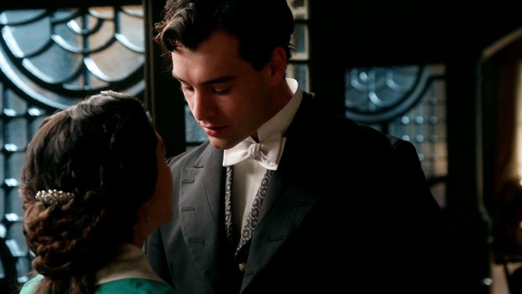 'La Promesa': dos secretos de Leocadia están a punto de salir a la luz mientras el palacio se hunde en conflictos familiares 31 Ángela, Curro y el silencio de Leocadia