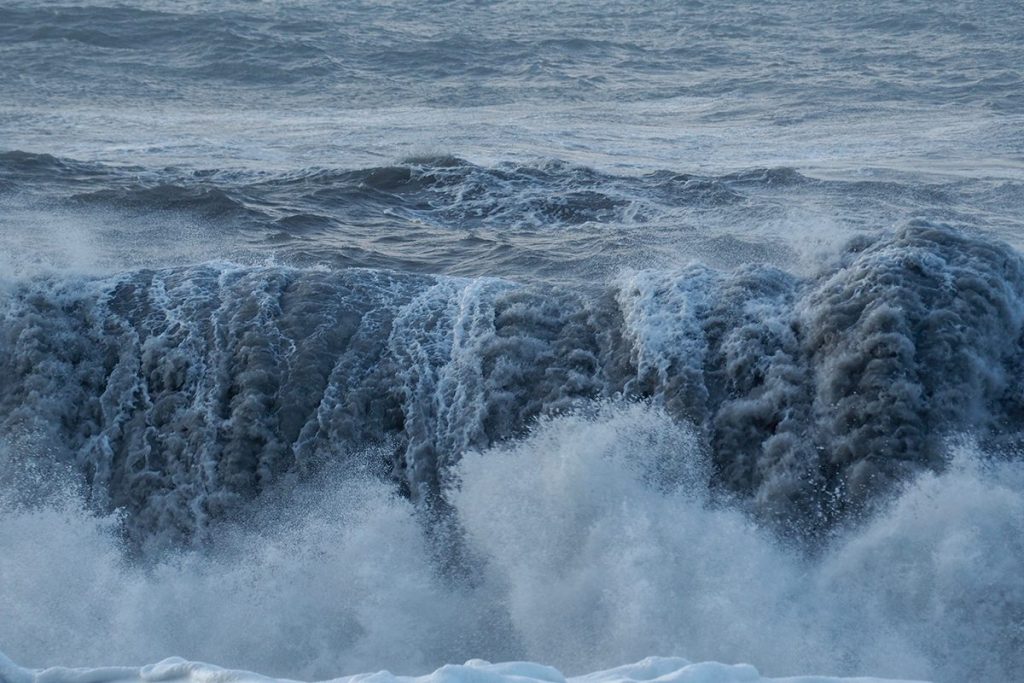 DESVELAN EL ENIGMA DE LAS OLAS FANTASMA