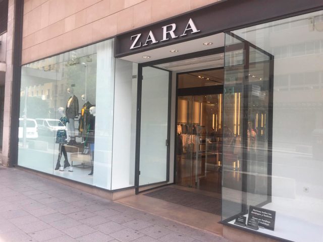 Este Pantalón De Zara Es Perfecto Para La Temporada Y Cuesta Menos De 20 Euros