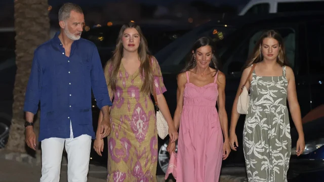 El Tenso Verano Que Enfrentaría A La Infanta Sofía Con La Reina Letizia