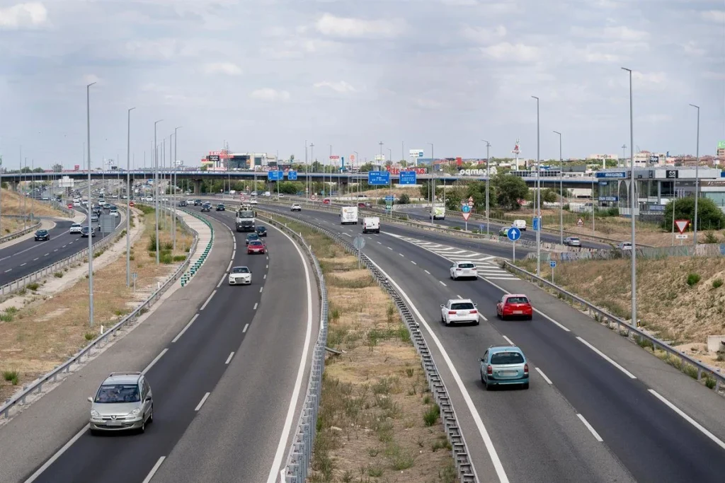 La Dgt Tiene En Madrid El Radar Que Vacía Más Bolsillos De España: Más De 118.000 Multas En Un Año 3 En 2023 Llegó A Registrar Más De 118.000 Multas, Una Media De Una Cada Siete Minutos