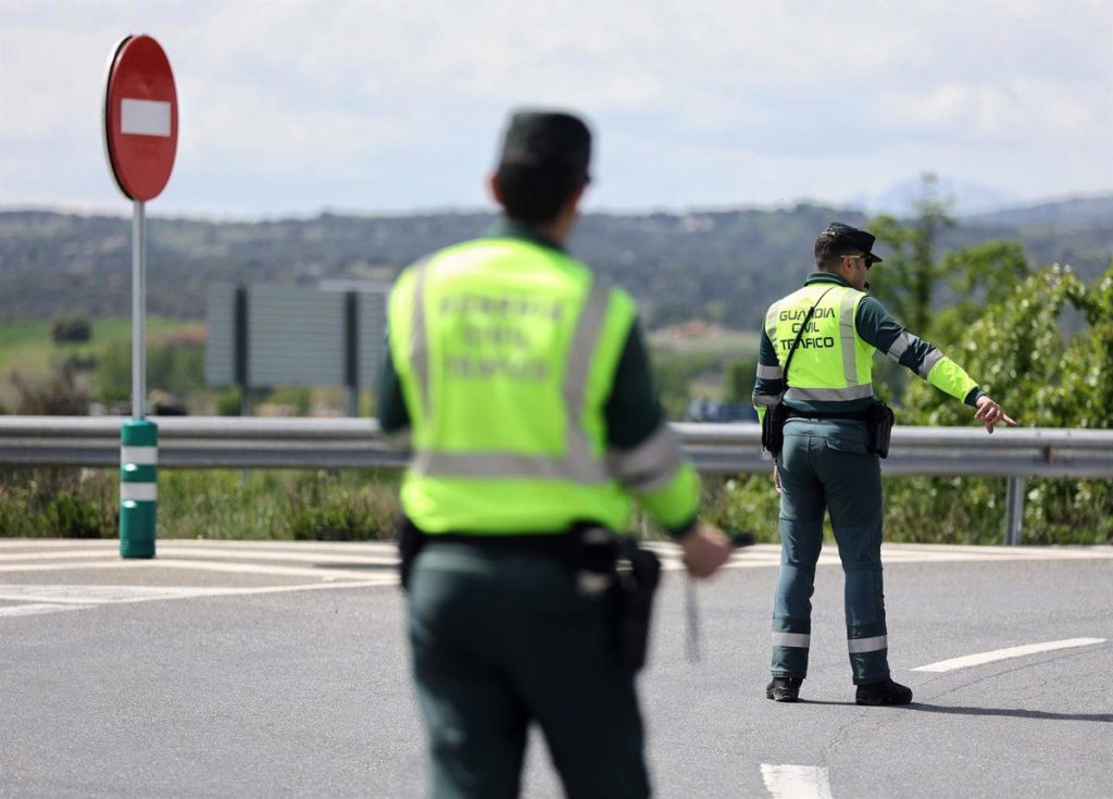 Preocupante Dato De La Dgt: Miles De Conductores Con Alcohol O Drogas Al Volante En Las Fiestas De Verano 3 La Dgt Refuerza Los Controles Ante Las Fiestas Populares De Agosto