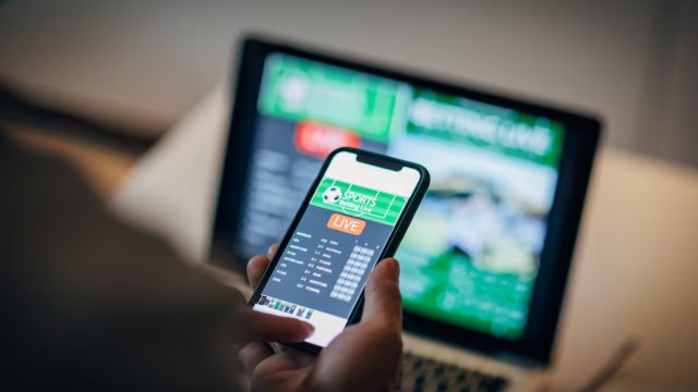 Las Casas De Apuestas Siguen De Récord En España: «Hay Personas Que Pierden Muchos Miles De Euros»