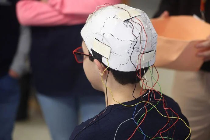 Madrid Reparte Robots En Las Aulas Mientras Otros Colegios Aún Esperan Calefacción O Mejoras Básicas 2 Mientras Llegan Los Robots, Algunos Colegios Denuncian Carencias En Infraestructuras Esenciales