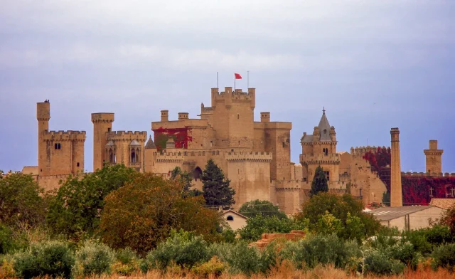 «Pagué 3,50€ Y Me Sentí El Rey De Un Castillo De Disney»: El Pueblo Medieval De Navarra Que Te Transporta A ‘Juego De Tronos’ Por El Precio De Un Café