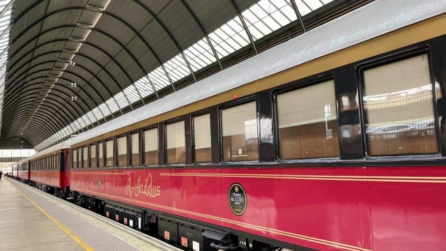 Pese A Incidencias Diarias En Cercanías Y Ave, Renfe Amplía Su Lujoso Tren ‘Al-Ándalus A Extremadura, Castilla La-Mancha Y Madrid