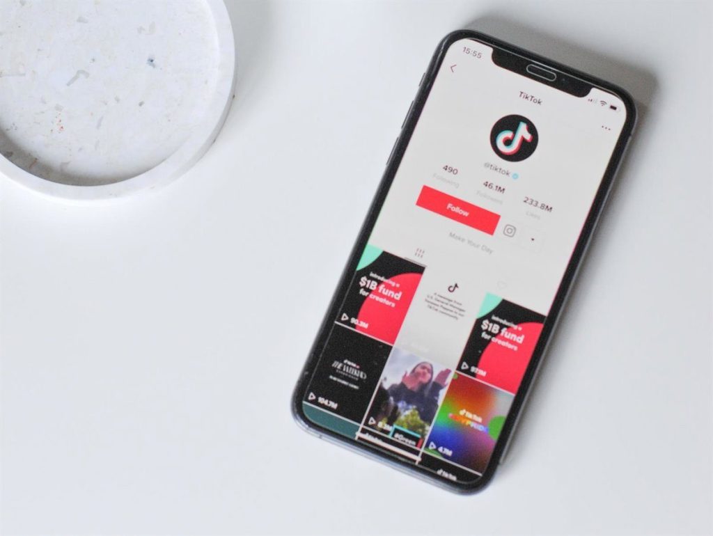 El Gobierno Se Alía Con Plataformas Como Tiktok, Meta O Youtube Para Acabar Con Los Mensajes De Odio De Raíz 1 Un Frente Común: Las Tecnológicas Y El Ejecutivo Refuerzan La Vigilancia Contra Discursos Tóxicos