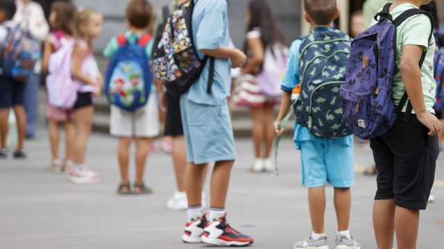 Vuelta Al Cole En España: El Gasto Sube Un 18% Y Los Libros Cuestan 365 Euros De Media
