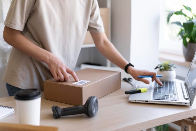 «Dejad De Actualizar La App De Amazon»: Un Ex-Repartidor Revela El Único Método Fiable Para Rastrear Tu Paquete
