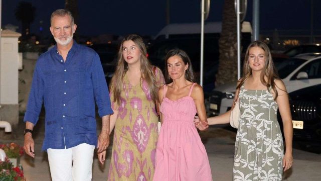 Los Imprevistos Que Habrían Disgustado A La Reina Letizia Durante Sus Vacaciones En Grecia