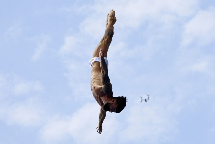 Quién Es Carlos Gimeno, El Histórico Subcampeón Del Mundo En Salto De Natación 2 Carlos Gimeno Salto Natación